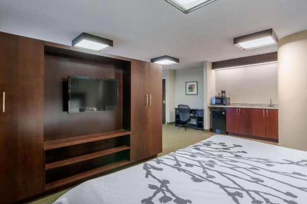 Sleep Inn Sault Ste. Marie image 14