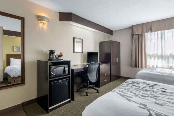 Sleep Inn Sault Ste. Marie image 27