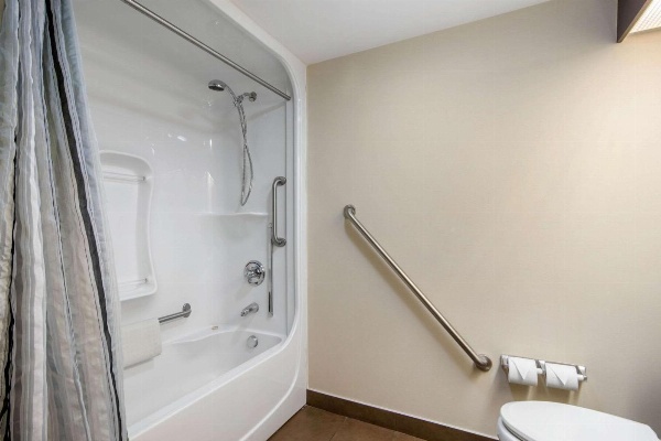 Sleep Inn Sault Ste. Marie image 3