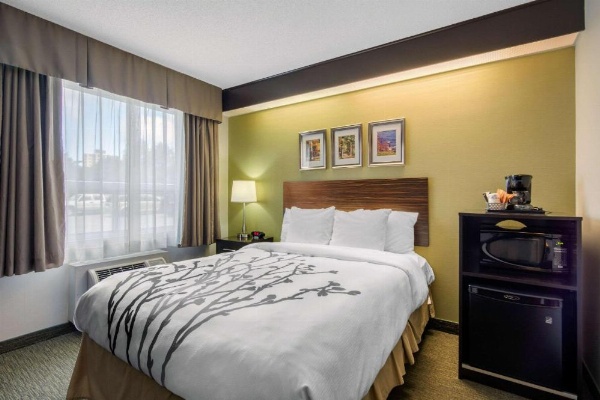 Sleep Inn Sault Ste. Marie image 9